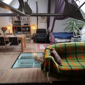 Apartment Artistic Loft With Big Sun Terrace, Gent